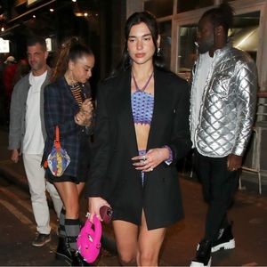 Like new Marshall columbia bag as seen on dua lipa and doja cat!